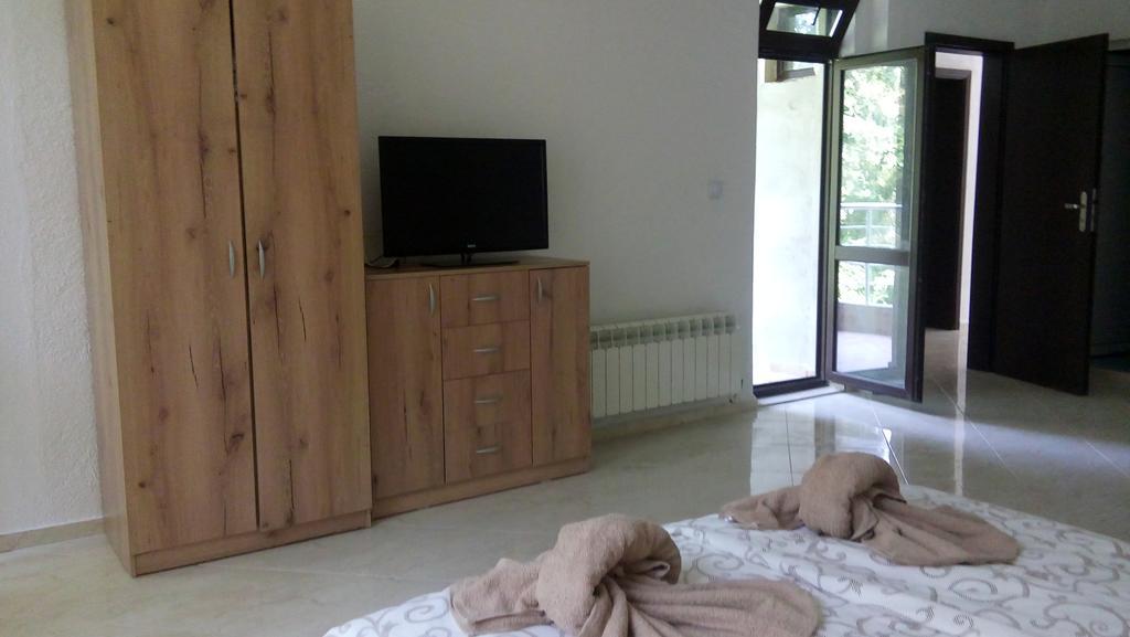 Apartment'S Pita & Mare Китен Екстер'єр фото